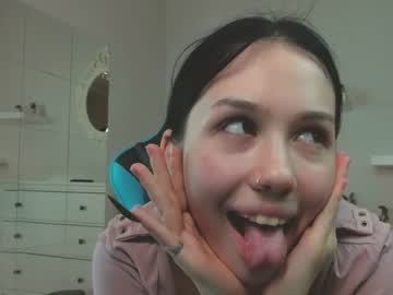 webcam girl lila_kik live cam image #1396016