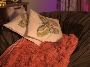 webcam girl juliette_garden live cam image #221003