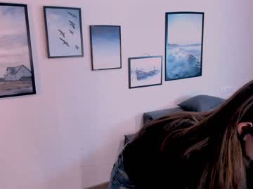 webcam girl maliatale live cam image #4133713