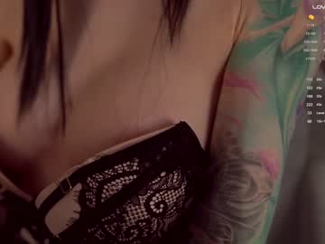webcam girl loony_moony live cam image #6720600