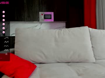 webcam girl angella_kleee live cam image #1864593