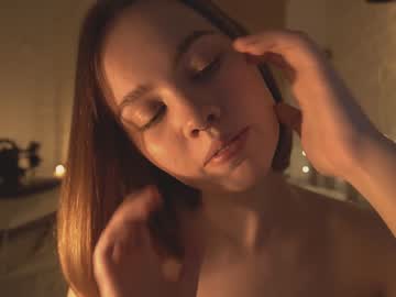 webcam girl bibi_it_is live cam image #1805069