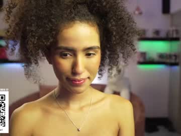 webcam girl amnie_ live cam image #3743489
