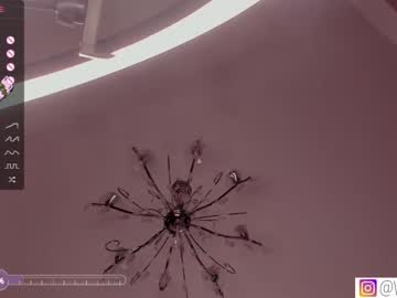 webcam girl bzzzme live cam image #6280068