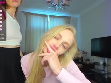 webcam couple wonder_smile live cam image #4704823