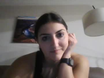 webcam girl lynn1717 live cam image #3343097
