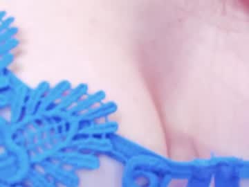 webcam girl frenchgirl_ live cam image #1056674