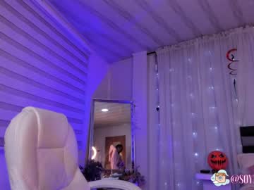 webcam girl maxinegh_ live cam image #413173