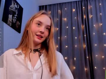webcam girl lissa_meooow live cam image #6271847