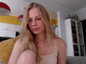 webcam girl magic_couple13 live cam image #4647327