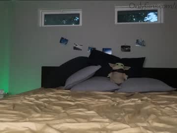 webcam couple ari_lovexo live cam image #2631866