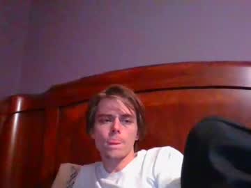webcam man golucky52 live cam image #3722673