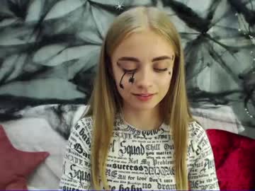 webcam girl minihollyq live cam image #283136
