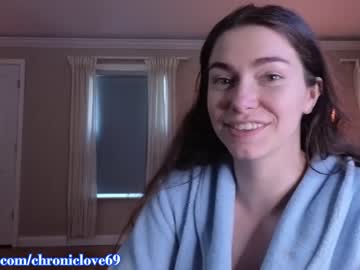 webcam girl chroniclove live cam image #4327971