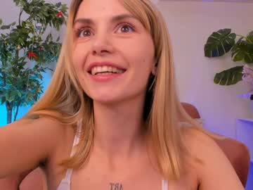 webcam girl mollywoood live cam image #7072969