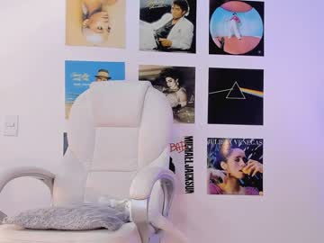 webcam girl little_effy18 live cam image #5890553