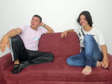 webcam couple little_daphne live cam image #1797962