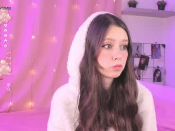 webcam girl alliesmiths live cam image #2683607
