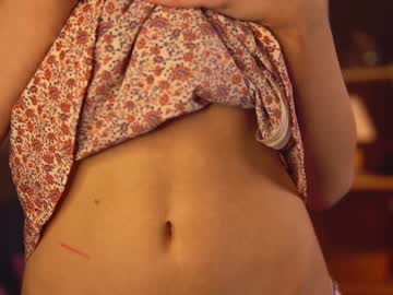 webcam girl cuteelsa_ live cam image #6115383