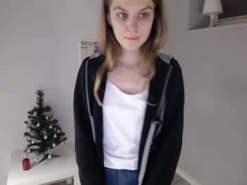 webcam girl lana_heisstt live cam image #726132