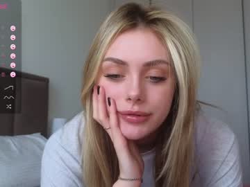 webcam girl sky_magic live cam image #6974501