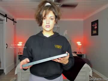 webcam girl kayribbons live cam image #1340296