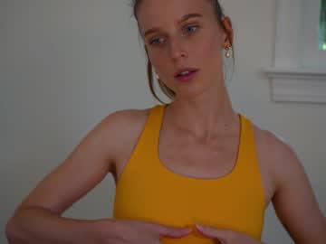 webcam girl ellaa91 live cam image #1890251