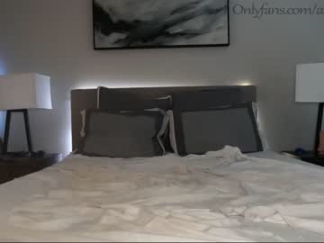 webcam couple ari_lovexo live cam image #2121220