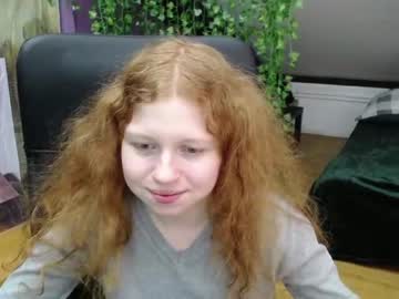 webcam girl molly_redhead live cam image #935220