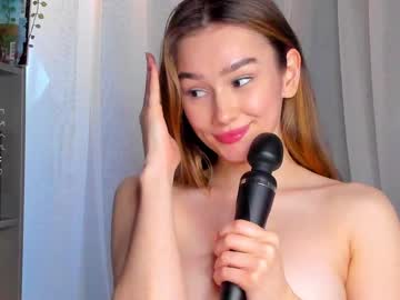 webcam girl juliepenningtona live cam image #6904948