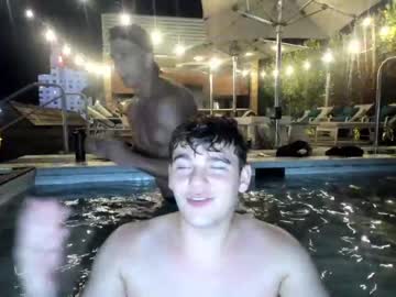 webcam man thejohnnystone live cam image #1863223