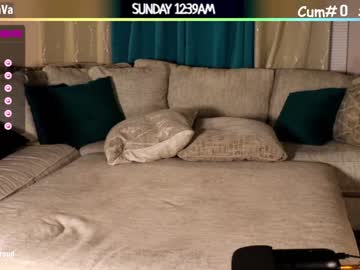 webcam girl milavalentinax live cam image #2482398