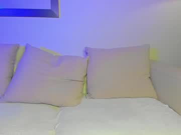webcam couple alisareal live cam image #3638325
