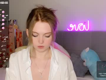 webcam girl small_blondee live cam image #4648960