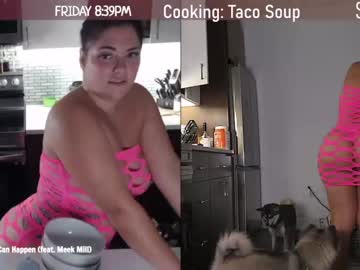 webcam girl milavalentinax live cam image #4306691