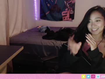 webcam girl avarosey live cam image #2461049