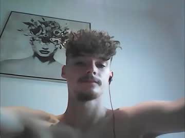 webcam man hungstraightbull live cam image #4923394