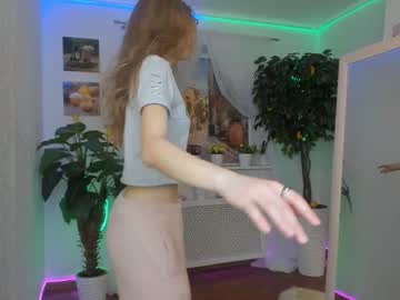 webcam girl avis_ryan live cam image #1140023