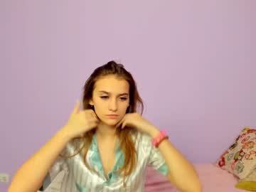 webcam girl alexa_simmons live cam image #760432