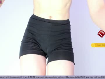 webcam girl girl_i_am live cam image #1916622