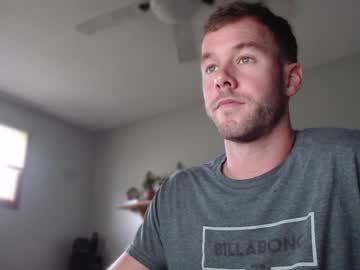 webcam man coffeelounge live cam image #2637417