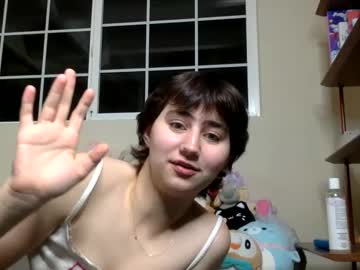 webcam girl strawberryluvr live cam image #7010015