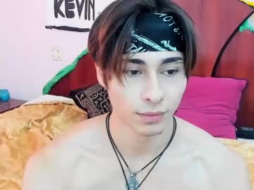 webcam man kevin_hug live cam image #2557122