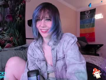 webcam girl tricky_nymph live cam image #4315406