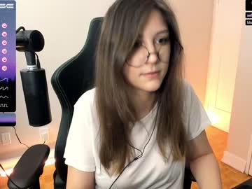 webcam girl alexa_dream live cam image #3648917