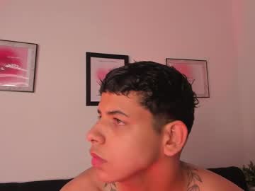 webcam couple _e_m_m_a_1 live cam image #7087572