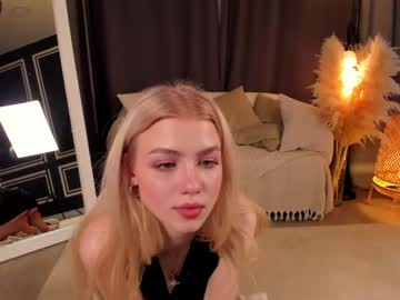 webcam girl elizabethmad live cam image #4640245
