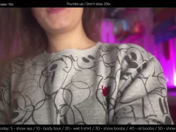 webcam girl hermione_potter_couple live cam image #2820486