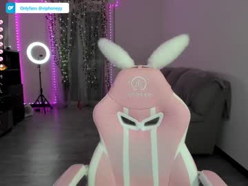 webcam girl xxxhoneyxx live cam image #6718586