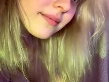 webcam girl holydori live cam image #1431990